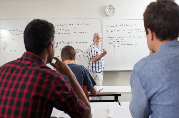 Students-in-UAE-Curtin-Dubai